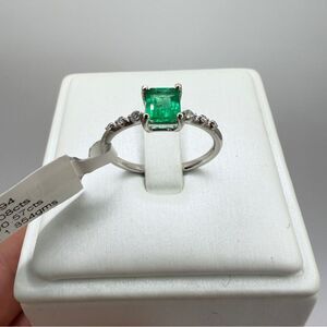 NWT .57cts Ethiopian princess cut EMERALD w/ .08cts diamond ring in 14kt WG! 1